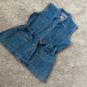 Vintage Denim&Co blue belted denim vest M size